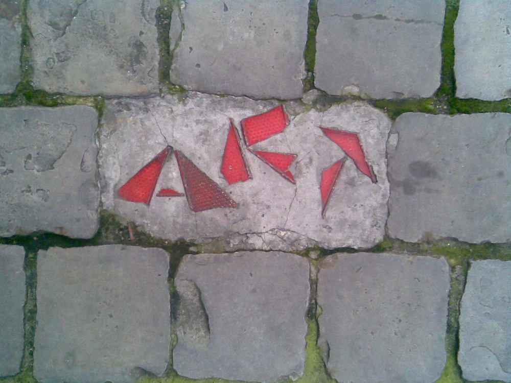 Lifesaving Poems: On Hugo Williams and Douglas Dunn